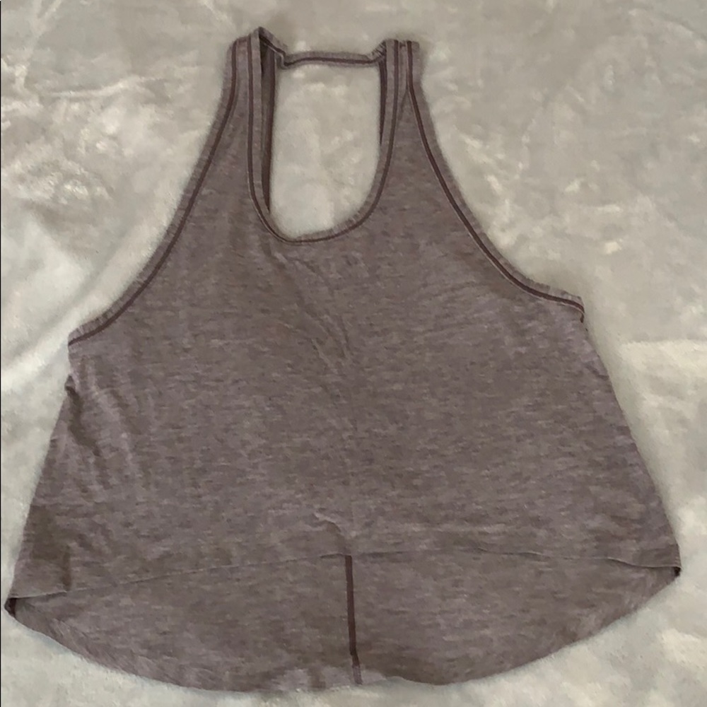 Lululemon muscle tank - 2/4